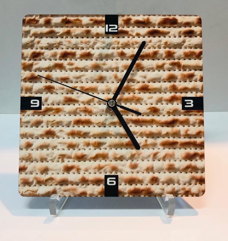 Matza Clock